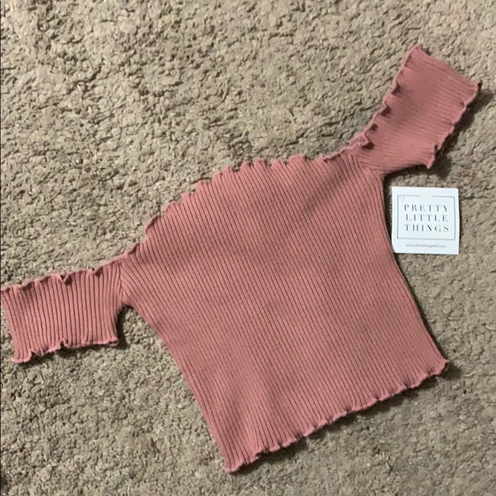 Mauve lettuce edge crop top